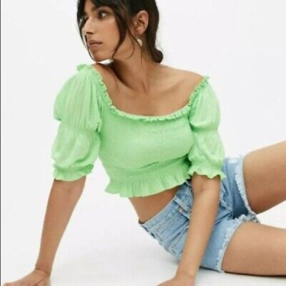 Urban Outfitters Daydreamer Smocked Off-The-Shoulder Blouse- M